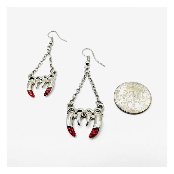 ★ Vintage Y2K Vampire Fangs Dangling Earrings - Silver/Red ★ - Picture 5 of 15